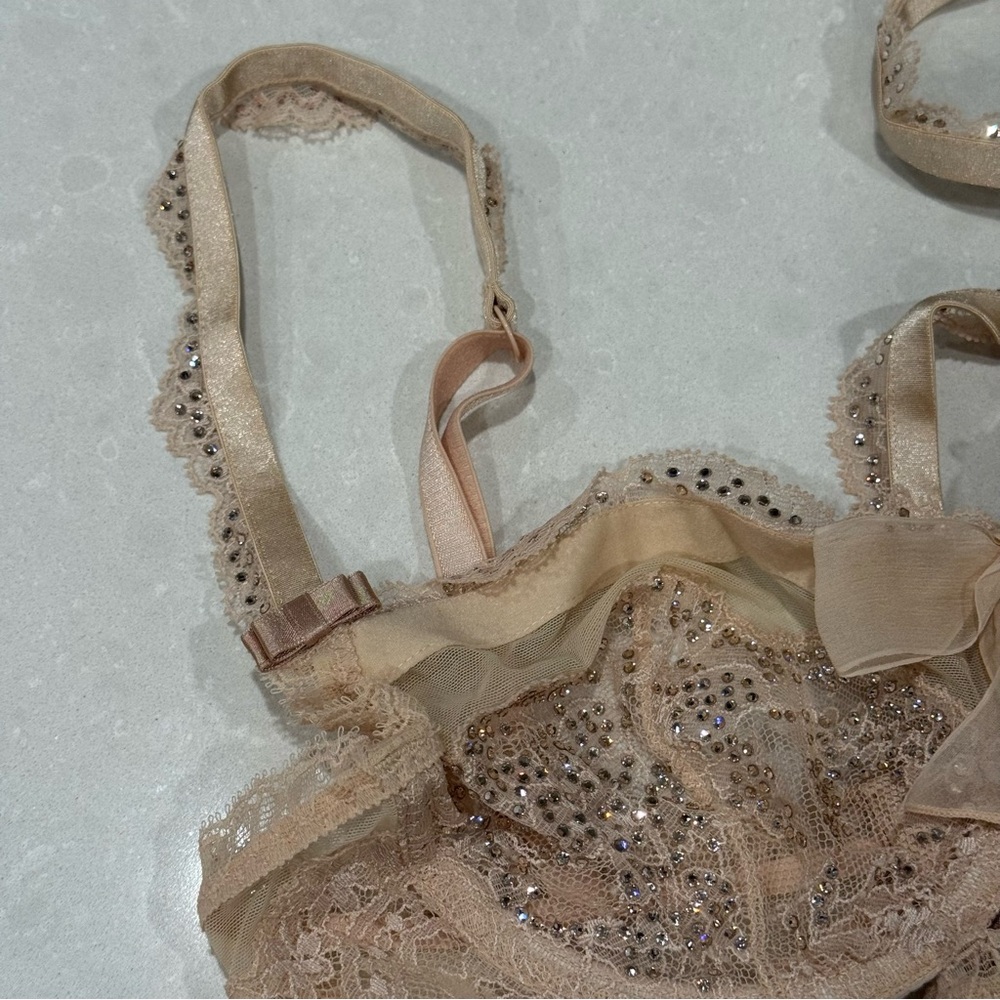 Victoria's Secret Designer Fashion Show Swarovski Crystal Bra & Panty Set - Picture 7 of 16
